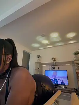 Snapshot of Jessie-pradoo chatting on 05-16-26, 09:47 Jessie-pradoo online show from 05-16-26, 09:47