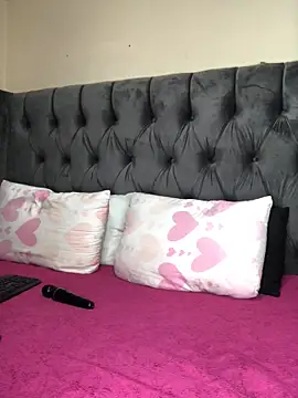 Anaelle24 online show from 02-14-26, 06:46