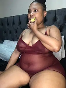 Anaelle24 online show from 06-25-26, 03:04