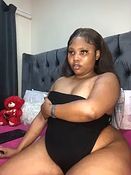 Anaelle24 online show from 10-21-25, 07:30