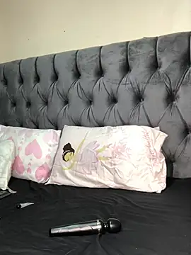 Anaelle24 online show from 07-14-26, 04:39