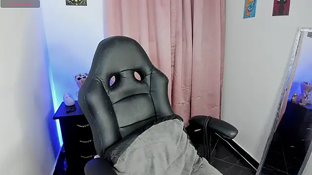 indra cam online show from 11-30-25, 01:39