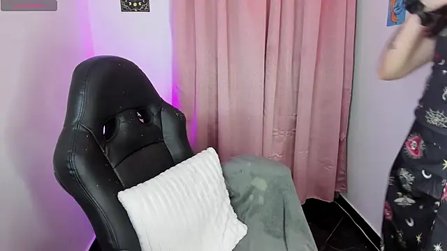 indra cam online show from 02-28-26, 04:12