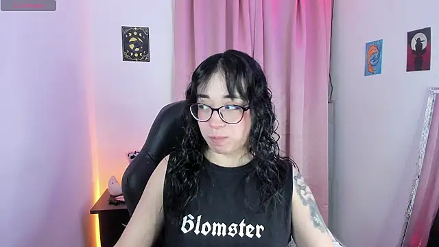 indra cam online show from 12-16-25, 04:39