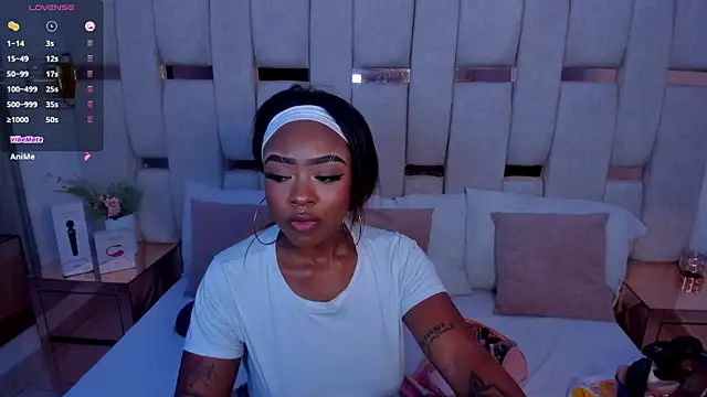 mia schwarz online show from 09-29-25, 12:22