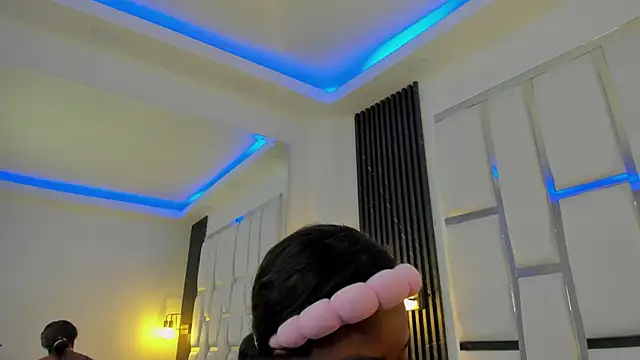 mia schwarz online show from 10-09-25, 09:48