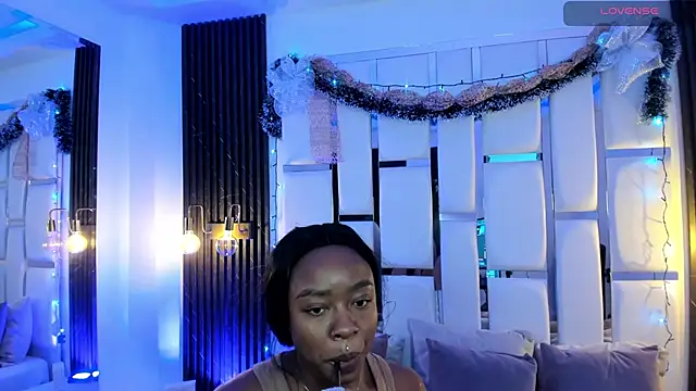 mia schwarz online show from 12-17-25, 09:53