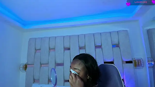 mia schwarz online show from 03-10-26, 10:47