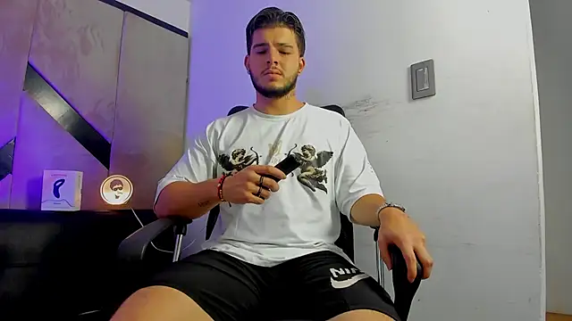 danielclarton1 online show from 09-19-25, 01:42