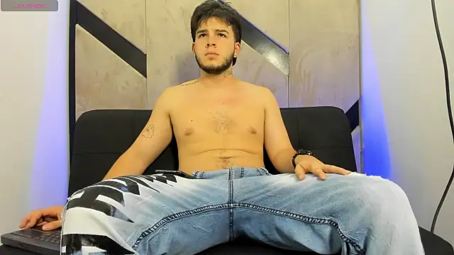 danielclarton1 online show from 03-02-25, 11:17