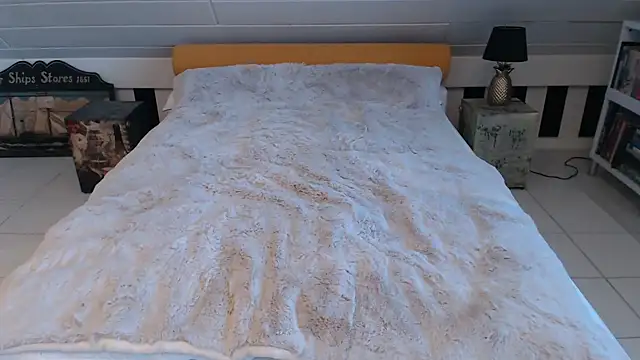 Greyhound70 online show from 09-14-25, 09:09