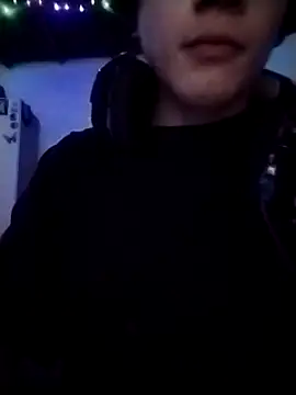 Snapshot of Xtrem3HARDxxx chatting on 03-15-25, 07:31 Xtrem3HARDxxx online show from 03-15-25, 07:31