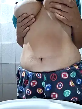 Sweet-diamondxxx online show from 10-19-25, 11:57