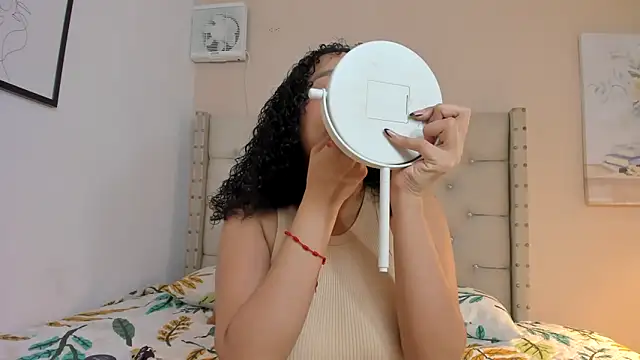 vanesasexyhot21 online show from 04-01-26, 02:13