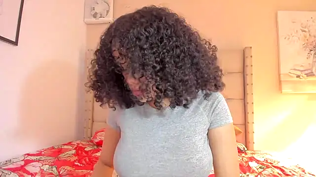 Snapshot of vanesasexyhot21 chatting on 02-23-26, 02:24 vanesasexyhot21 online show from 02-23-26, 02:24