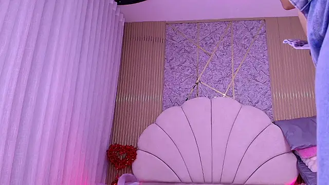 aisha sh online show from 03-10-26, 11:58