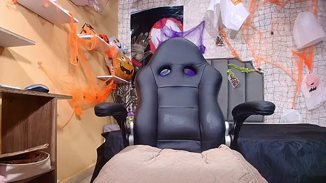 aisha sh online show from 10-26-25, 12:05