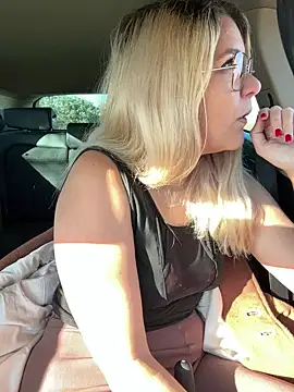 EmyLana online show from 01-15-26, 11:02