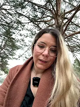 EmyLana online show from 03-07-26, 07:37