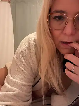 EmyLana online show from 01-13-26, 09:13