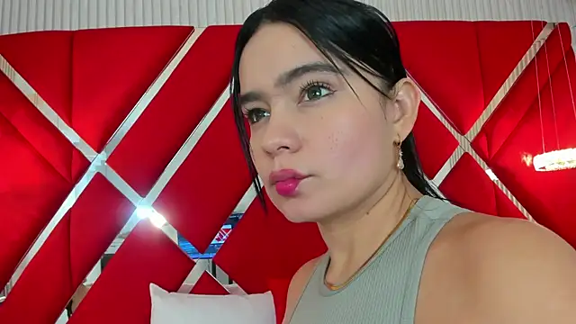 Snapshot of SusanCouper chatting on 02-24-26, 10:32 SusanCouper online show from 02-24-26, 10:32