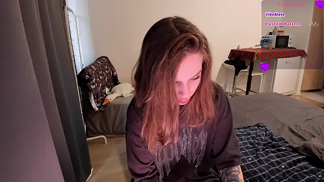 Natural pussy online show from 04-14-26, 07:46