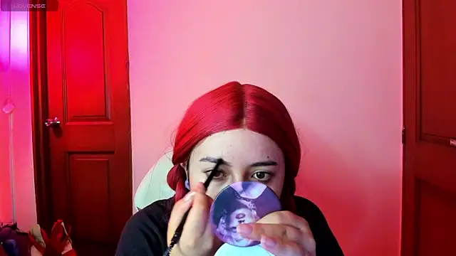 larissa01  online show from 03-21-25, 02:50