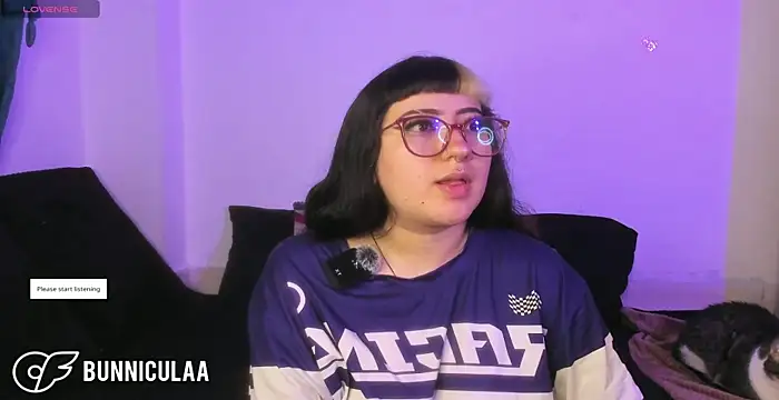 larissa01  online show from 02-17-26, 09:23