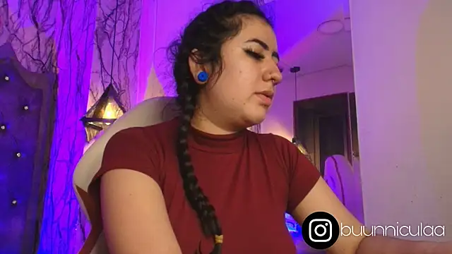 larissa01  online show from 09-10-25, 02:21