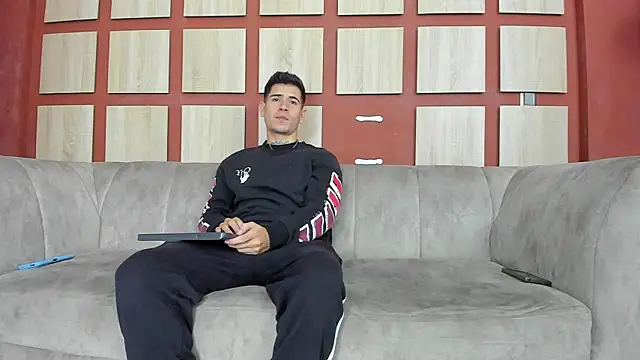 Snapshot of hot_day chatting on 03-11-25, 01:16 hot day online show from 03-11-25, 01:16