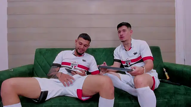 Snapshot of hot_day chatting on 09-30-25, 09:21 hot day online show from 09-30-25, 09:21