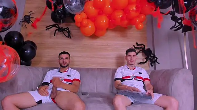 Snapshot of hot_day chatting on 10-27-25, 08:43 hot day online show from 10-27-25, 08:43