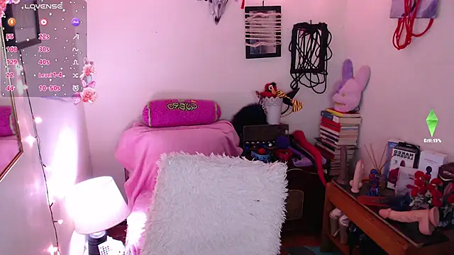 Ruby Skywalker  online show from 03-10-25, 08:34