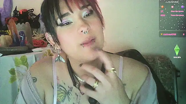 Ruby Skywalker  online show from 01-23-25, 05:45