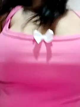 Snapshot of Im_Amelia chatting on 03-04-25, 02:53 Im Amelia online show from 03-04-25, 02:53
