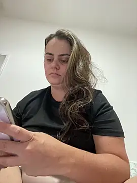 Im Amelia online show from 03-26-26, 09:13