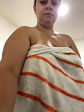 Im Amelia online show from 12-02-25, 12:18