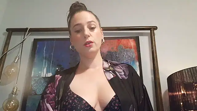 Audrey hotty online show from 11-28-25, 12:00