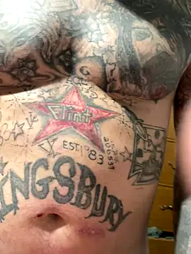 Snapshot of degiggxxx chatting on 09-12-25, 12:55 degiggxxx online show from 09-12-25, 12:55