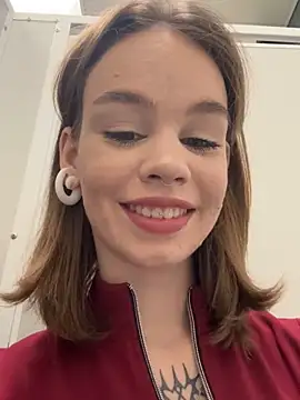 Street young online show from 01-08-25, 02:46