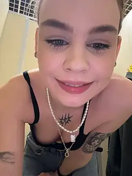 Street young online show from 03-18-26, 12:08