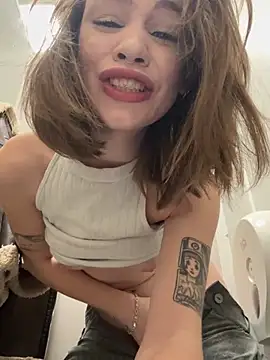 Street young online show from 01-10-25, 02:34