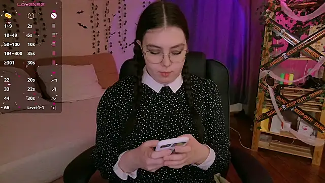 Arizonaa Muse online show from 10-29-25, 01:48