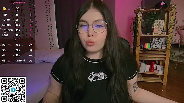 Snapshot of Arizonaa_Muse chatting on 02-18-26, 07:06 Arizonaa Muse online show from 02-18-26, 07:06