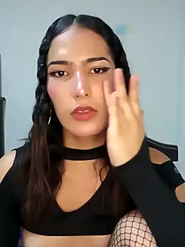 Snapshot of Lanna_hott_ chatting on 03-04-25, 09:43 Lanna hott  online show from 03-04-25, 09:43