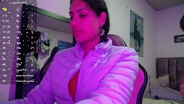 Lanna hott  online show from 04-11-26, 02:52