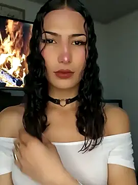 Snapshot of Lanna_hott_ chatting on 10-06-25, 07:47 Lanna hott  online show from 10-06-25, 07:47