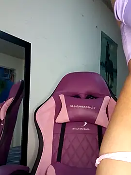 Snapshot of Lanna_hott_ chatting on 02-16-26, 07:34 Lanna hott online show from 02-16-26, 07:34