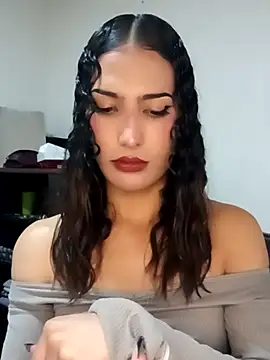 Snapshot of Lanna_hott_ chatting on 03-18-25, 07:33 Lanna hott  online show from 03-18-25, 07:33