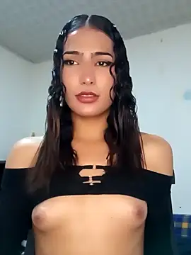 Snapshot of Lanna_hott_ chatting on 03-02-25, 03:52 Lanna hott  online show from 03-02-25, 03:52